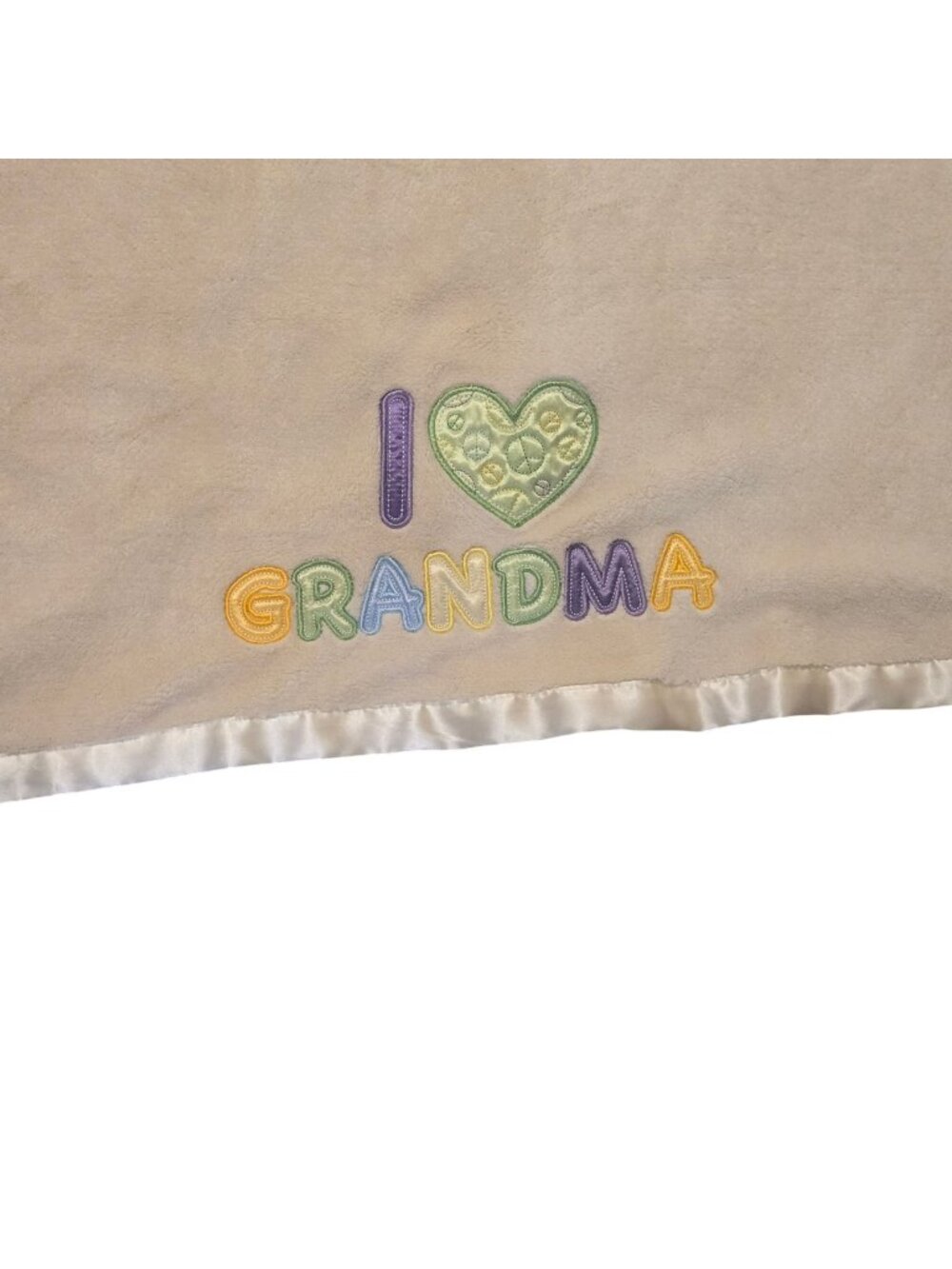 Beansprout I Love Grandma Baby Blanket With Satin Trim 36 x 28 Unisex Cream